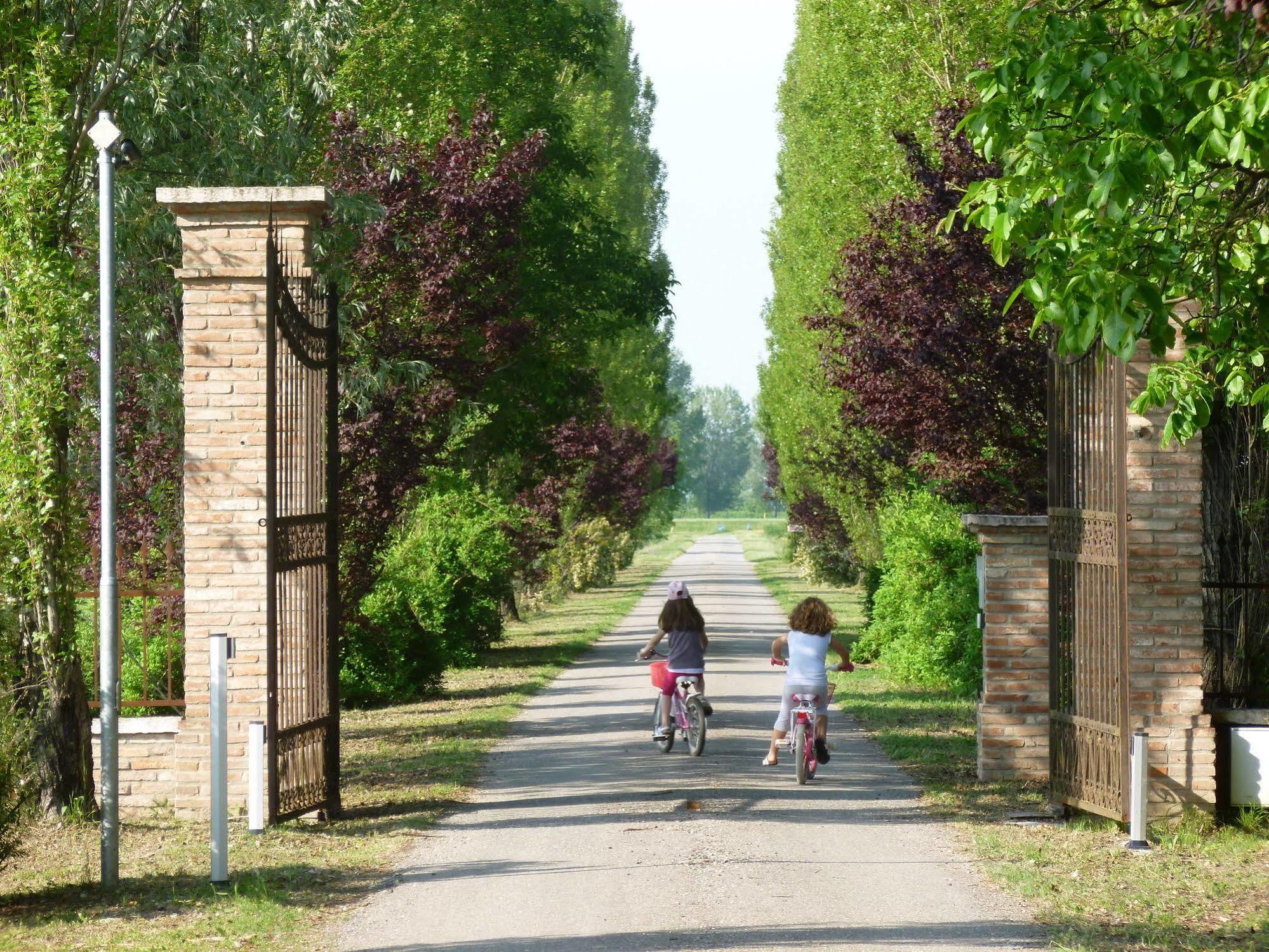 Agriturismo Corte Rocca San Giorgio di Mantova Kültér fotó